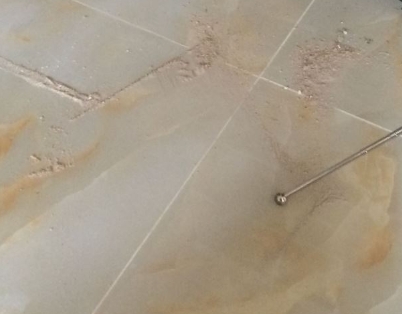 高陵瓷砖空鼓维修公司分享粘合剂选择不当在瓷砖铺贴过程中可能导致以下问题